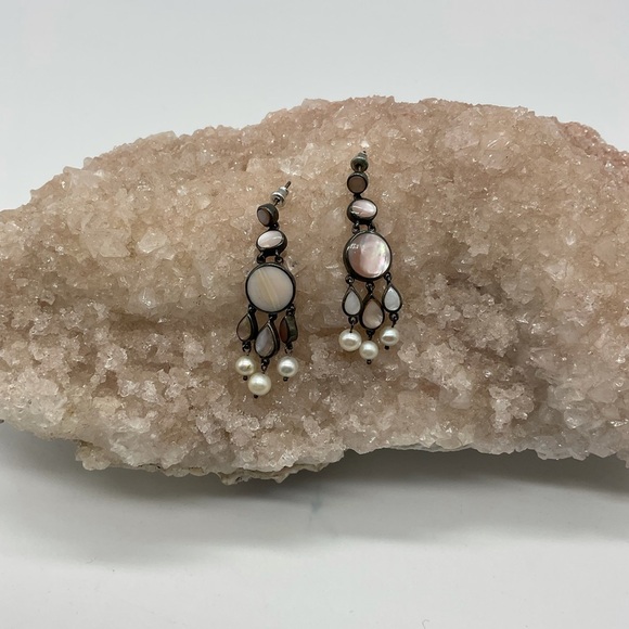 Stella and Dot Earrings - Picture 1 of 3